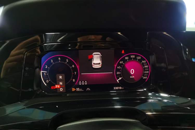 Used Volkswagen Golf 2023 Facelift 280TSI DSG R-Line Lite Instrument Cluster