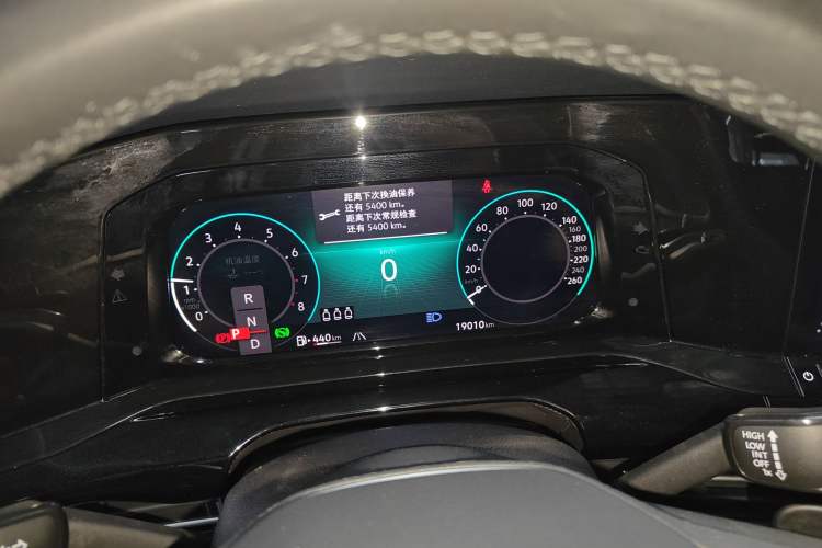 Used Volkswagen Golf 2023 Facelift 280TSI DSG R-Line Lite Instrument Cluster