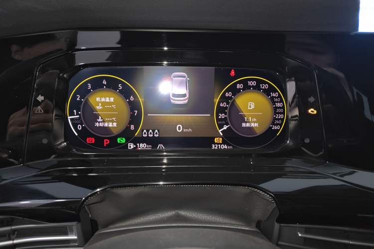 Used Volkswagen Golf 2023 Facelift 280TSI DSG R-Line Instrument Cluster