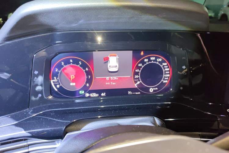 Used Volkswagen Golf 2023 Facelift 280TSI DSG R-Line Lite Instrument Cluster