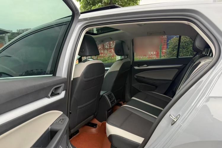Used Volkswagen Golf 2023 280TSI DSG Pro Interior 3