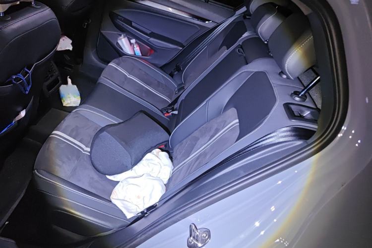 Used Volkswagen Golf 2023 280TSI DSG R-Line Lite Interior 4