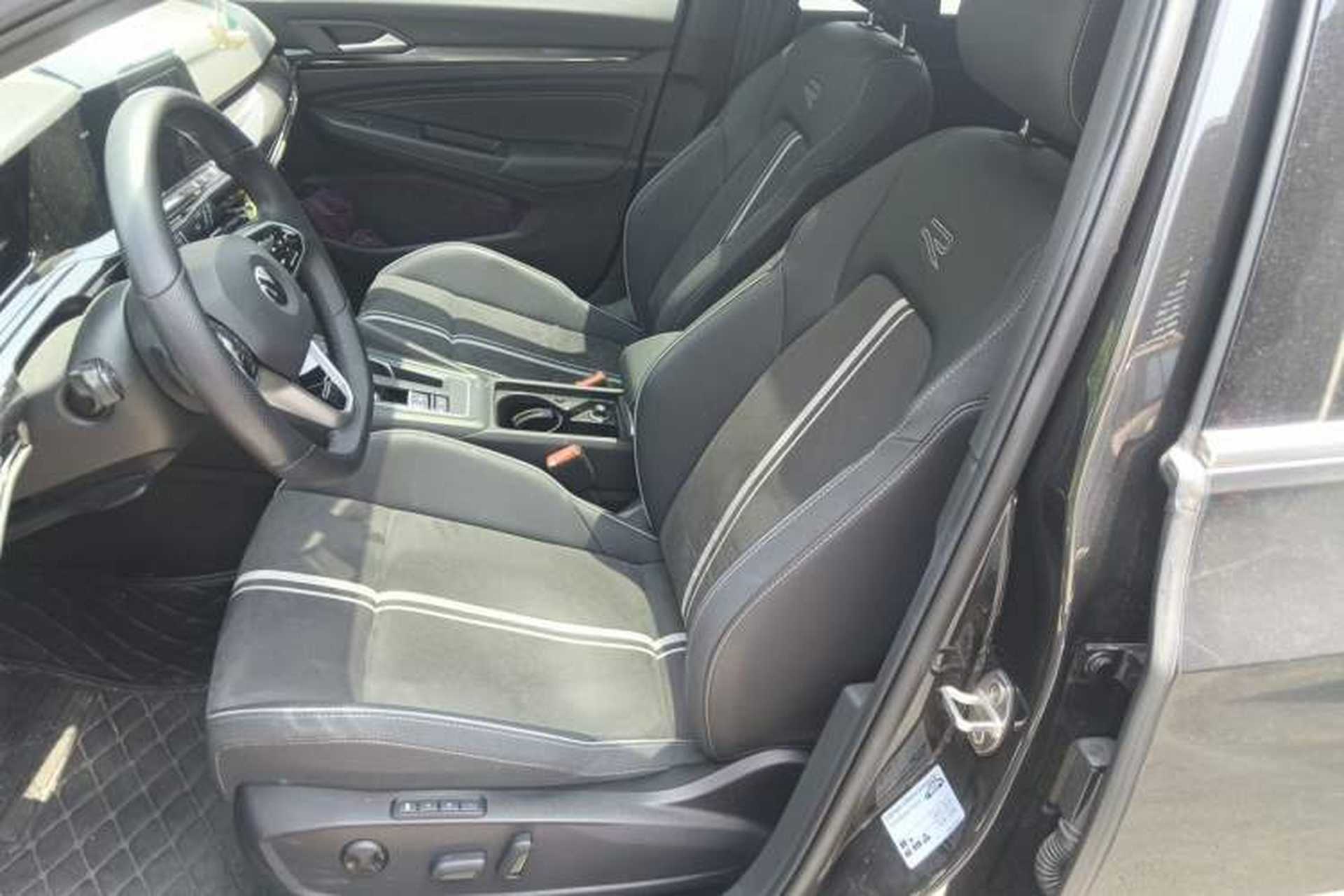 Used Volkswagen Golf 2023 Facelift 280TSI DSG R-Line Lite Left Front Seat