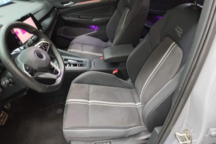 Used Volkswagen Golf 2023 Facelift 280TSI DSG R-Line Left Front Seat