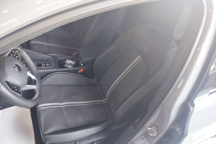 Used Volkswagen Golf 2023 Facelift 280TSI DSG R-Line Left Front Seat