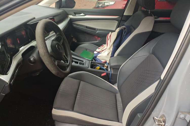 Used Volkswagen Golf 2023 Facelift 280TSI DSG Pro Left Front Seat
