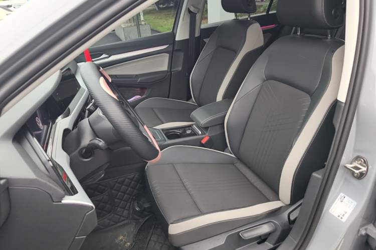Used Volkswagen Golf 2023 Facelift 280TSI DSG Pro Left Front Seat