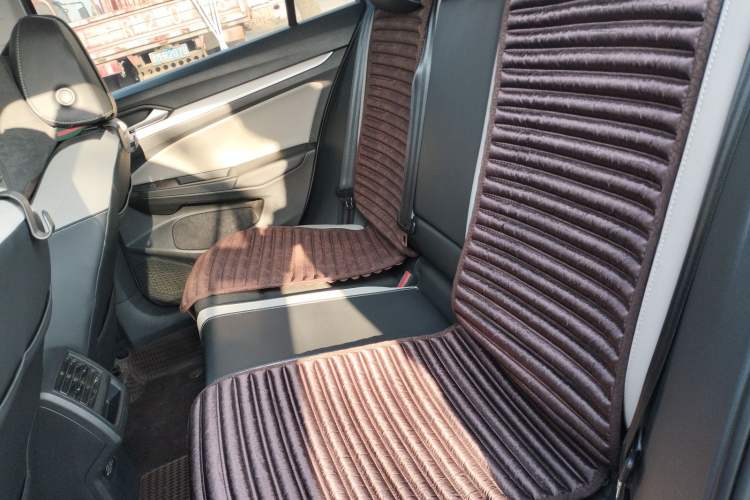 Used Volkswagen Golf 2023 Facelift 280TSI DSG Pro Left Rear Seat