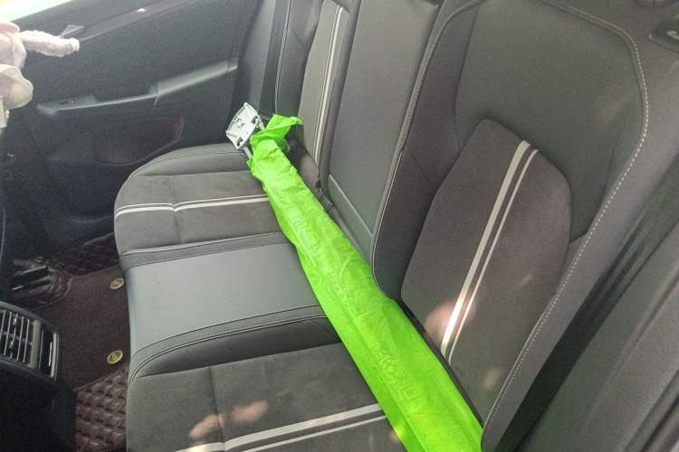 Used Volkswagen Golf 2023 280TSI DSG R-Line Lite Left Rear Seat