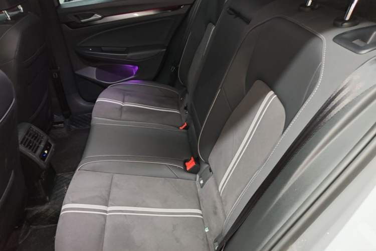 Used Volkswagen Golf 2023 Facelift 280TSI DSG R-Line Left Rear Seat