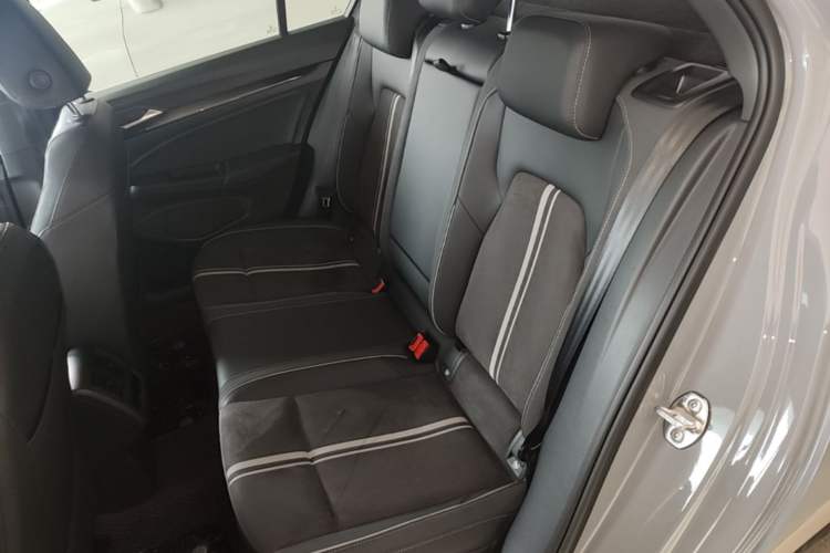 Used Volkswagen Golf 2023 280TSI DSG R-Line Lite Left Rear Seat