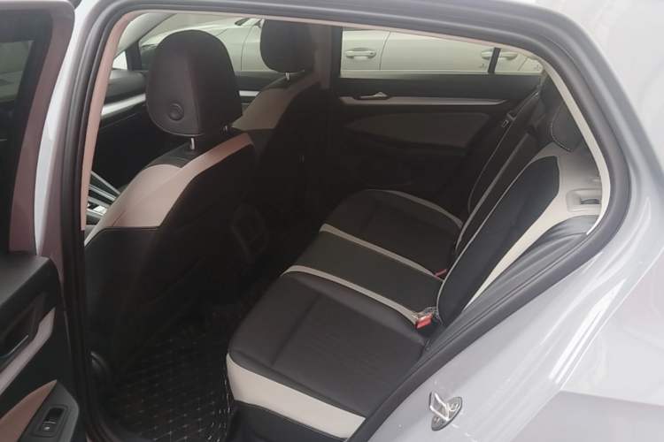 Used Volkswagen Golf 2023 Facelift 280TSI DSG Pro Left Rear Seat
