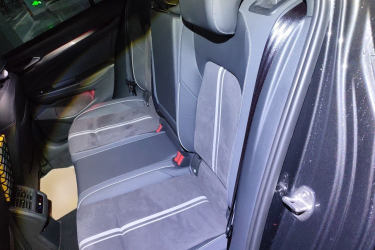 Used Volkswagen Golf 2023 Facelift 280TSI DSG R-Line Lite Left Rear Seat