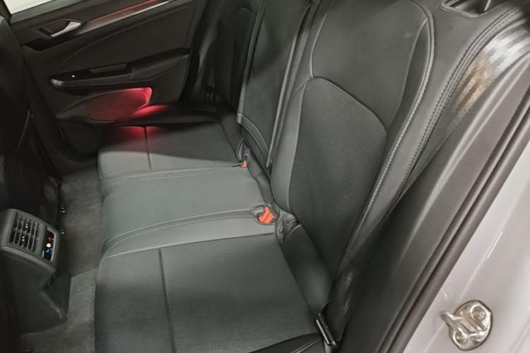 Used Volkswagen Golf 2023 280TSI DSG R-Line Lite Left Rear Seat