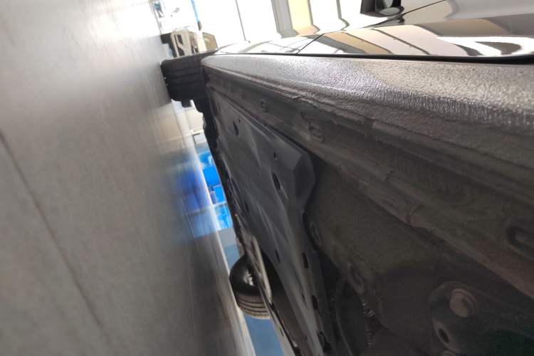 Used Volkswagen Golf 2023 Facelift 280TSI DSG Pro Left Side Sill