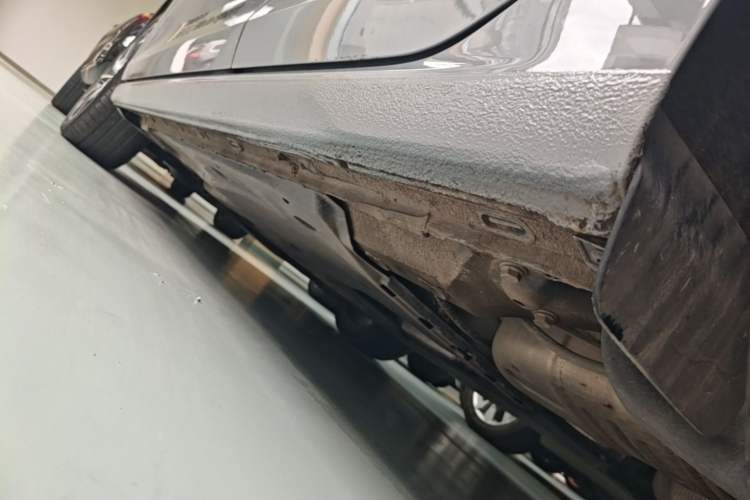Used Volkswagen Golf 2023 280TSI DSG Pro Left Side Sill
