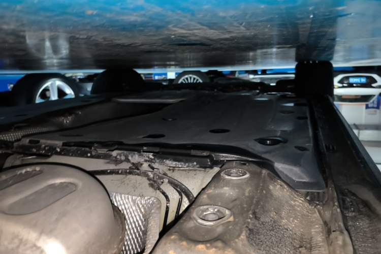 Used Volkswagen Golf 2023 Facelift 280TSI DSG Pro Left Side Sill