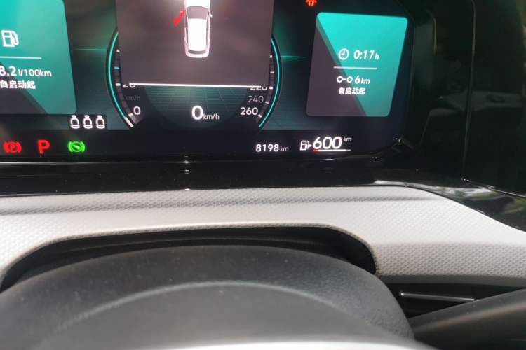 Used Volkswagen Golf 2023 280TSI DSG Pro Odometer Close Up