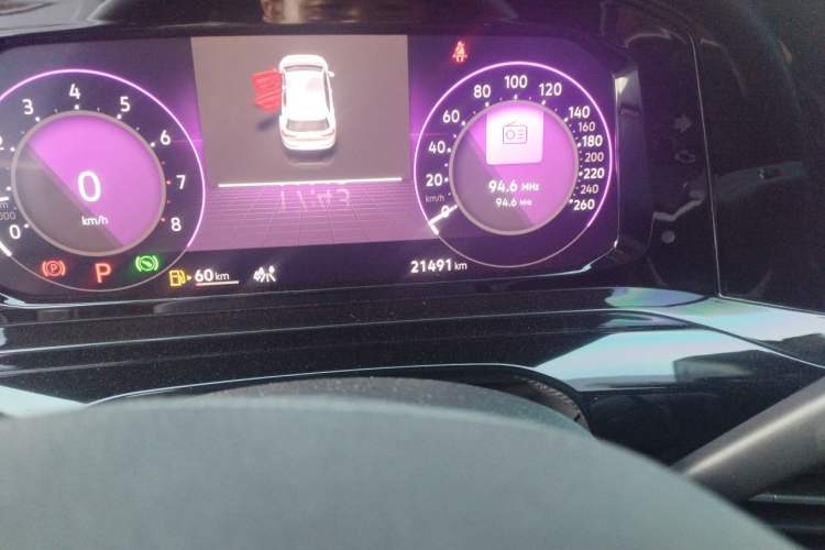Used Volkswagen Golf 2023 280TSI DSG R-Line 20th Anniversary Edition Odometer Close Up