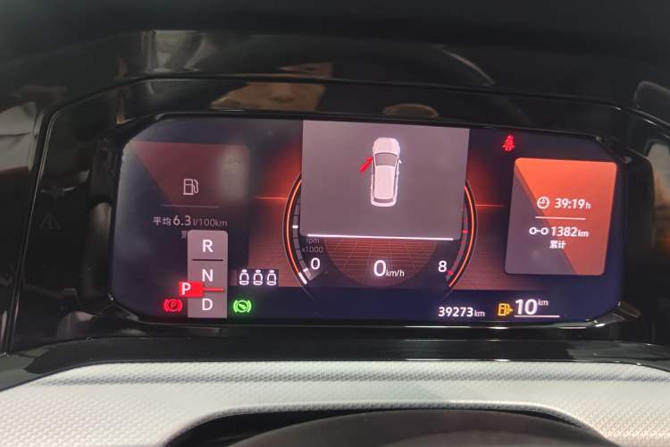 Used Volkswagen Golf 2023 Facelift 280TSI DSG Pro Odometer Close Up