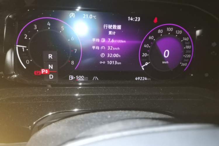 Used Volkswagen Golf 2023 280TSI DSG R-Line Lite Odometer Close Up