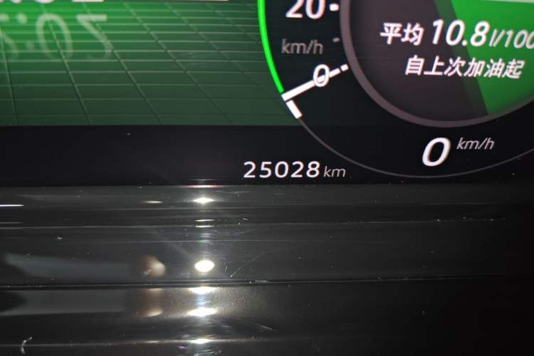 Used Volkswagen Golf 2023 Facelift 280TSI DSG R-Line Odometer Close Up