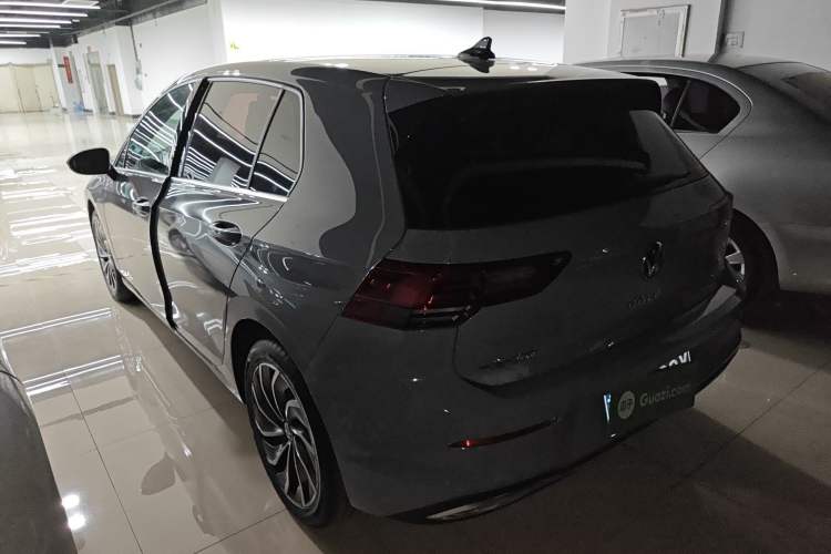 Used Volkswagen Golf 2023 Facelift 280TSI DSG Pro Rear Left 45 Deg