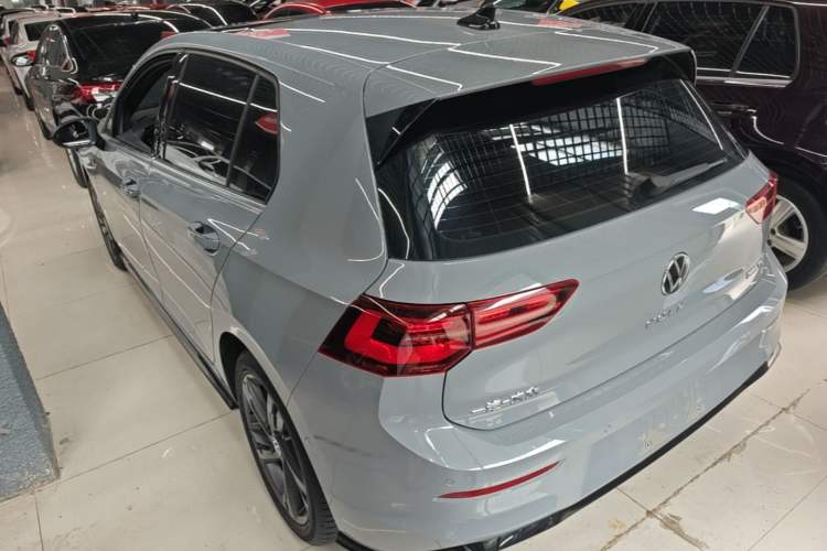 Used Volkswagen Golf 2023 Facelift 280TSI DSG R-Line Lite Rear Left 45 Deg