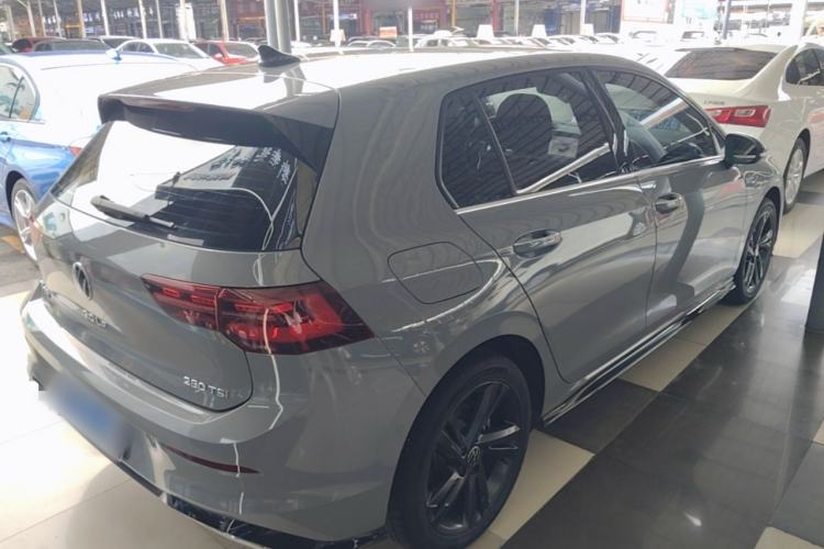 Used Volkswagen Golf 2023 Facelift 280TSI DSG R-Line Rear Right 45 Deg