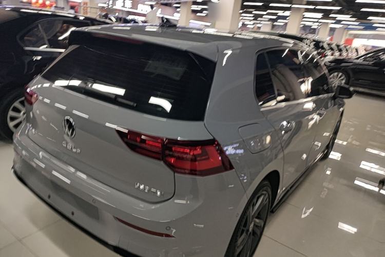 Used Volkswagen Golf 2023 Facelift 280TSI DSG R-Line Lite Rear Right 45 Deg