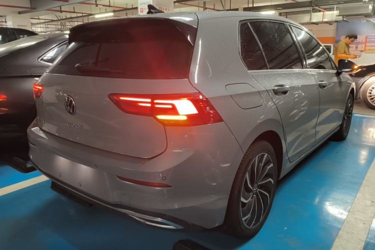 Used Volkswagen Golf 2023 Facelift 280TSI DSG Pro Rear Right 45 Deg
