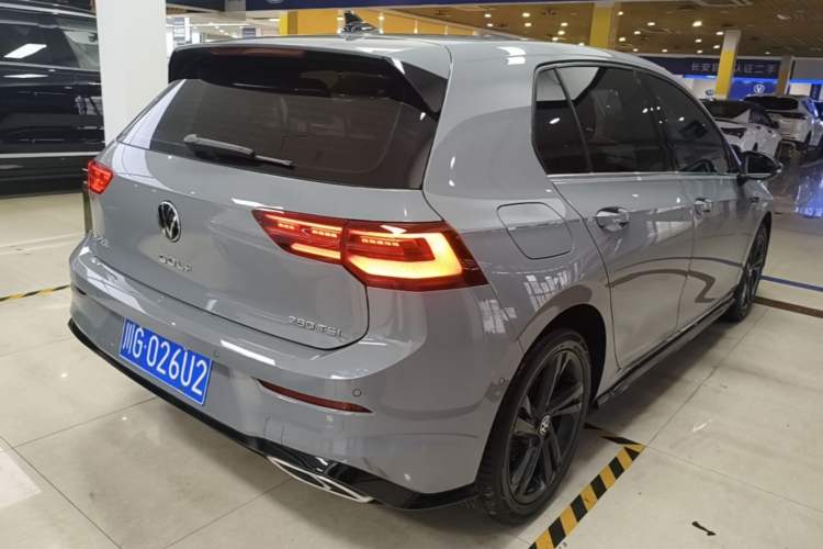 Used Volkswagen Golf 2023 Facelift 280TSI DSG R-Line Lite Rear Right 45 Deg