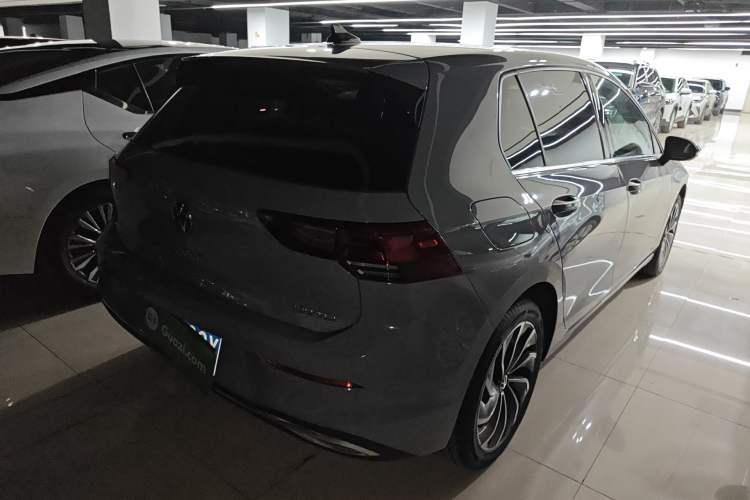 Used Volkswagen Golf 2023 Facelift 280TSI DSG Pro Rear Right 45 Deg