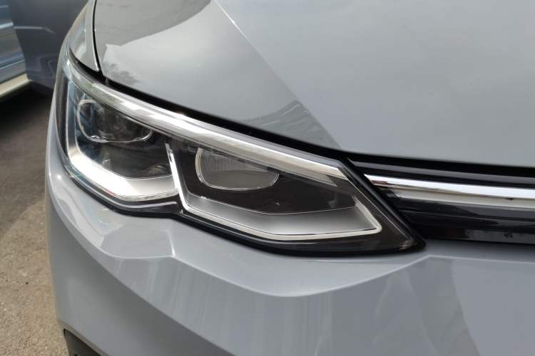 Used Volkswagen Golf 2023 Facelift 280TSI DSG Pro Right Front Headlight