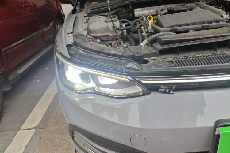 Used Volkswagen Golf 2023 Facelift 280TSI DSG Pro Right Front Headlight