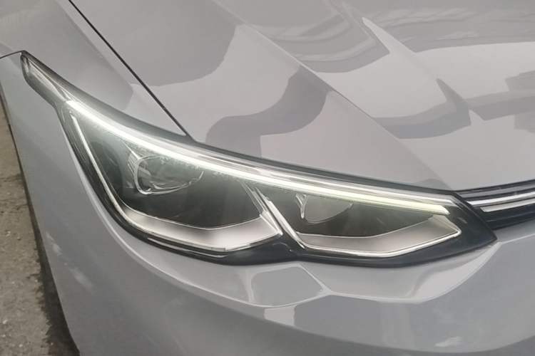 Used Volkswagen Golf 2023 Facelift 280TSI DSG Pro Right Front Headlight