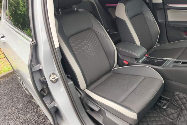 Used Volkswagen Golf 2023 Facelift 280TSI DSG Pro Right Front Seat