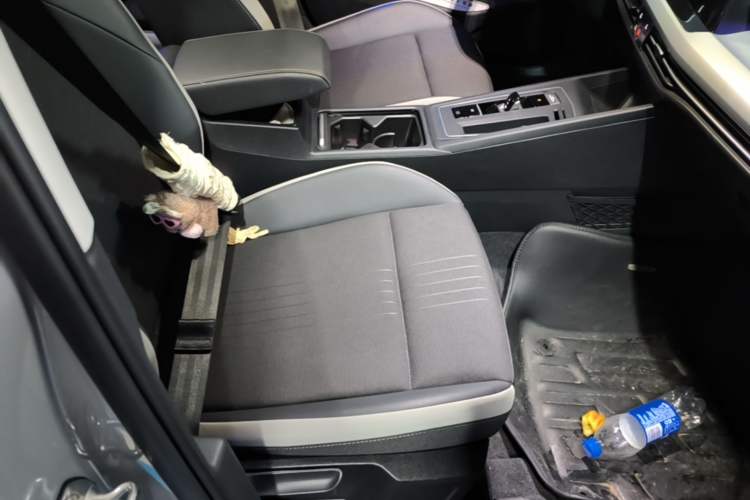 Used Volkswagen Golf 2023 Facelift 280TSI DSG Pro Right Front Seat