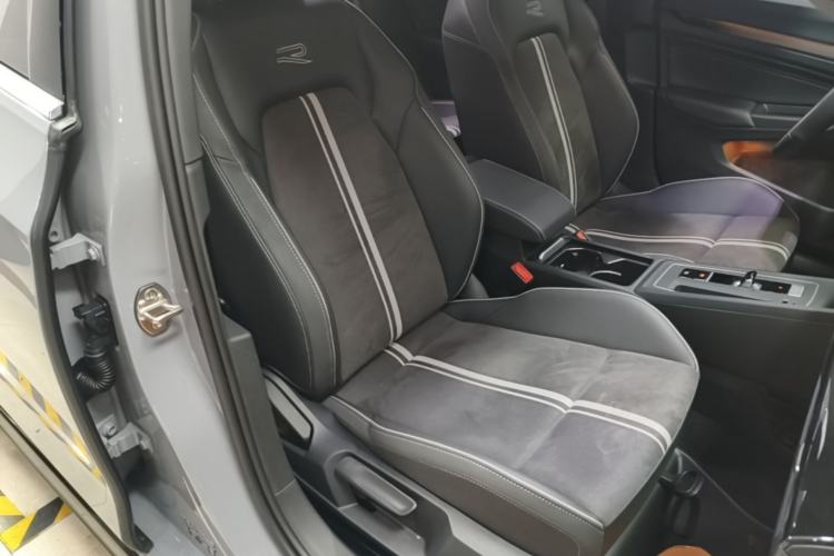 Used Volkswagen Golf 2023 Facelift 280TSI DSG R-Line Lite Right Front Seat
