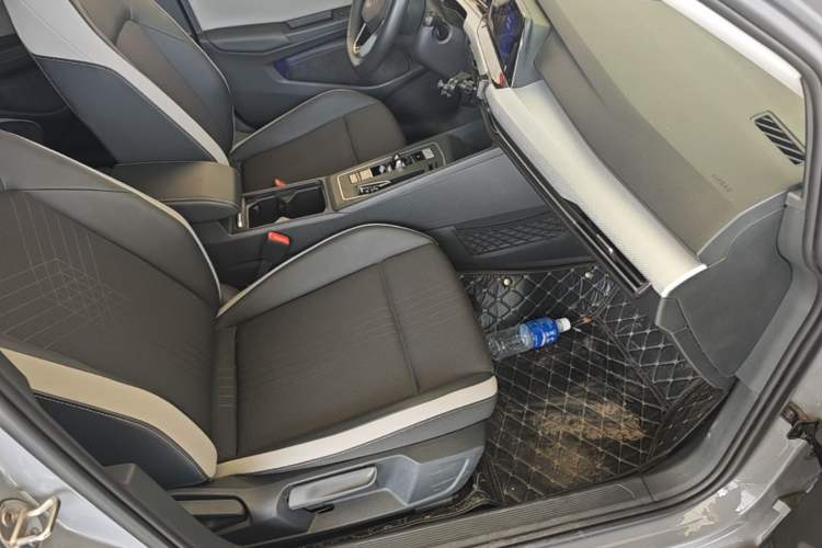 Used Volkswagen Golf 2023 280TSI DSG Pro Right Front Seat