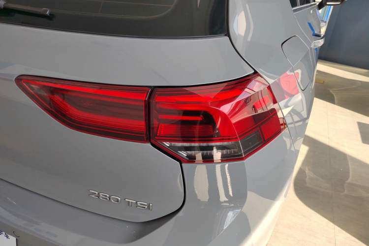 Used Volkswagen Golf 2023 Facelift 280TSI DSG Pro Right Rear Taillight