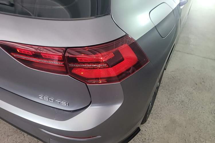 Used Volkswagen Golf 2023 Facelift 280TSI DSG R-Line Right Rear Taillight