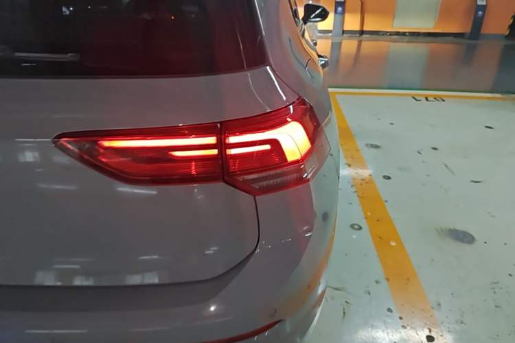 Used Volkswagen Golf 2023 Facelift 280TSI DSG Pro Right Rear Taillight