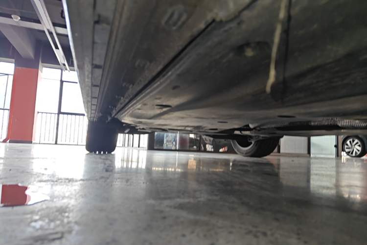 Used Volkswagen Golf 2023 Facelift 280TSI DSG R-Line Lite Right Side Sill