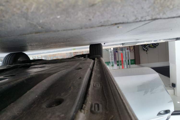 Used Volkswagen Golf 2023 280TSI DSG Pro Right Side Sill