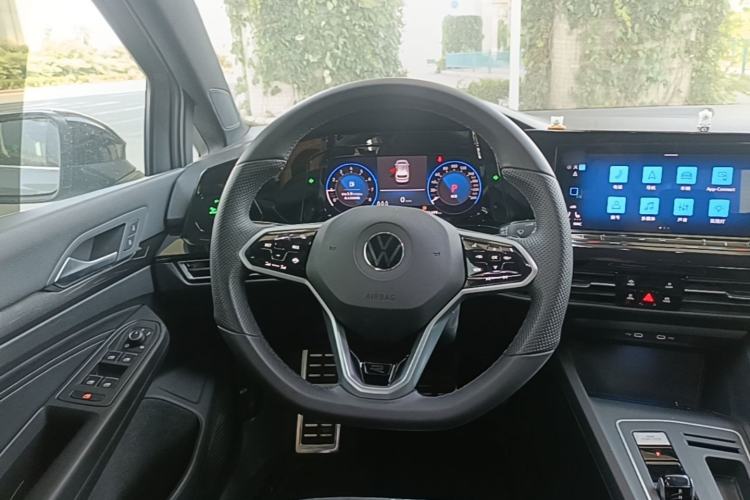Used Volkswagen Golf 2023 Facelift 280TSI DSG R-Line Lite Steering Wheel