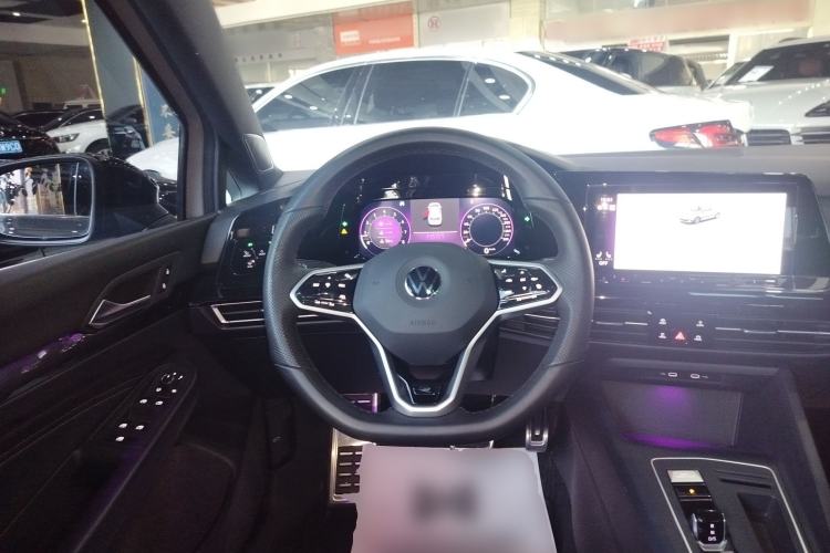 Used Volkswagen Golf 2023 Facelift 280TSI DSG R-Line Steering Wheel