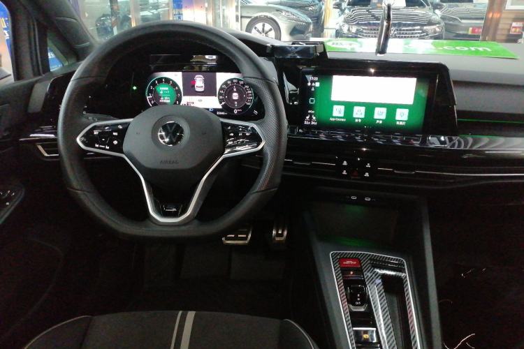 Used Volkswagen Golf 2023 Facelift 280TSI DSG R-Line Lite Steering Wheel