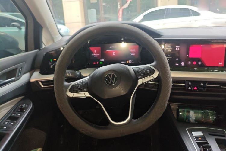 Used Volkswagen Golf 2023 Facelift 280TSI DSG Pro Steering Wheel