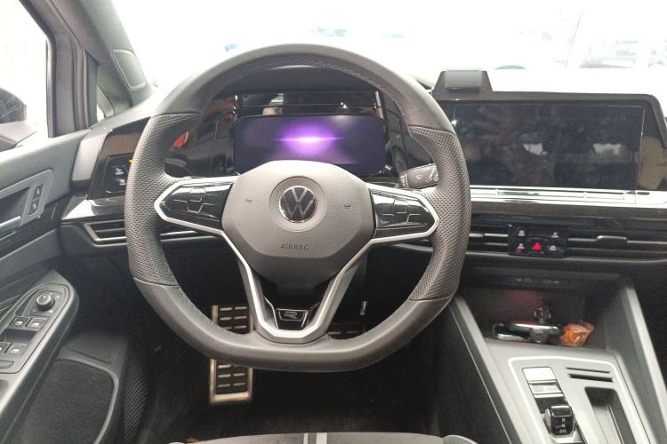Used Volkswagen Golf 2023 Facelift 280TSI DSG R-Line Lite Steering Wheel